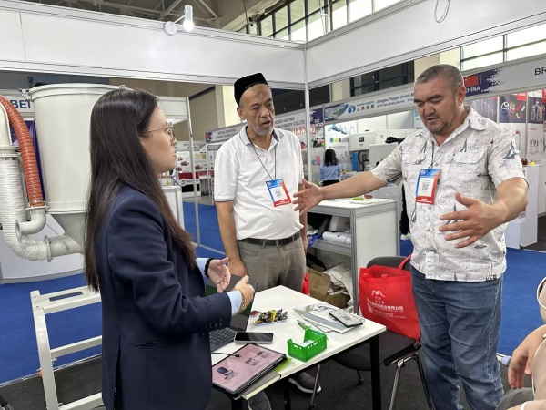 j9真人第一品牌集团